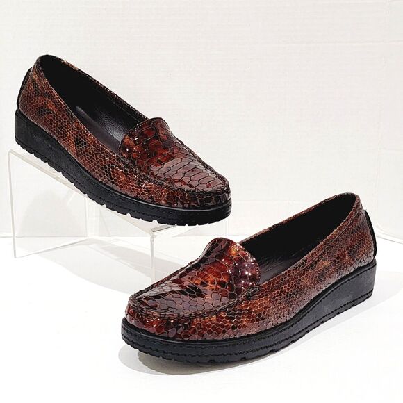 Stuart Weitzman Nice Brown Crystal Snake Loafers Women 9.5 W Croc Patent Leather - Picture 3 of 12